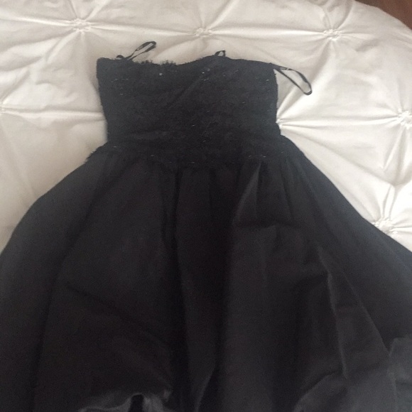 Strapless Tadashi bubble dress - Picture 2 of 5